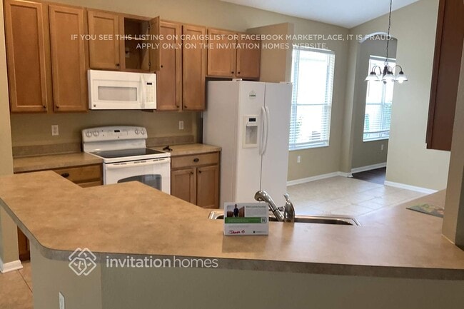 Building Photo - 4553 Gateway Blvd