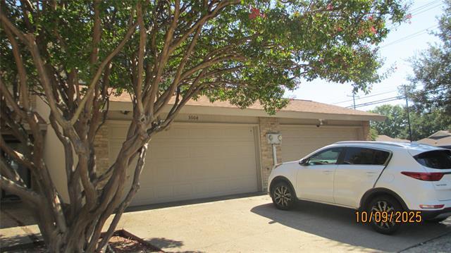 Foto principal - 3004 Eastpark Dr