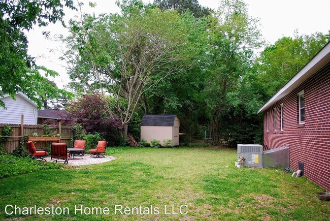 Foto del edificio - 3 br, 1.5 bath House - 6 Plainfield Dr