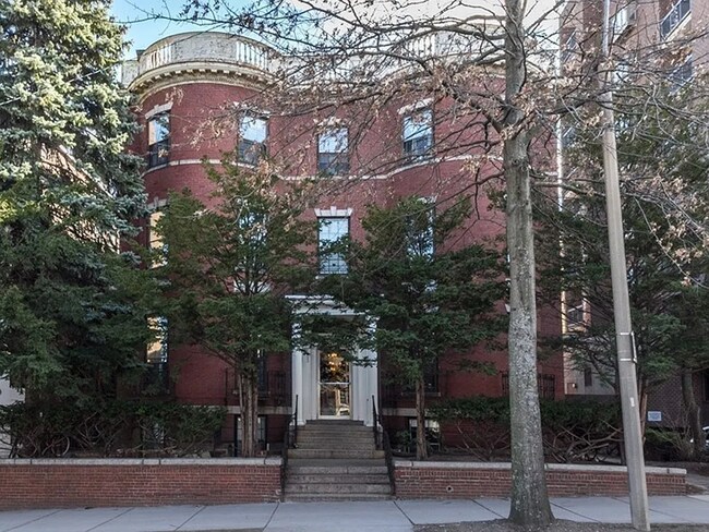 Foto del edificio - 1253 Beacon St