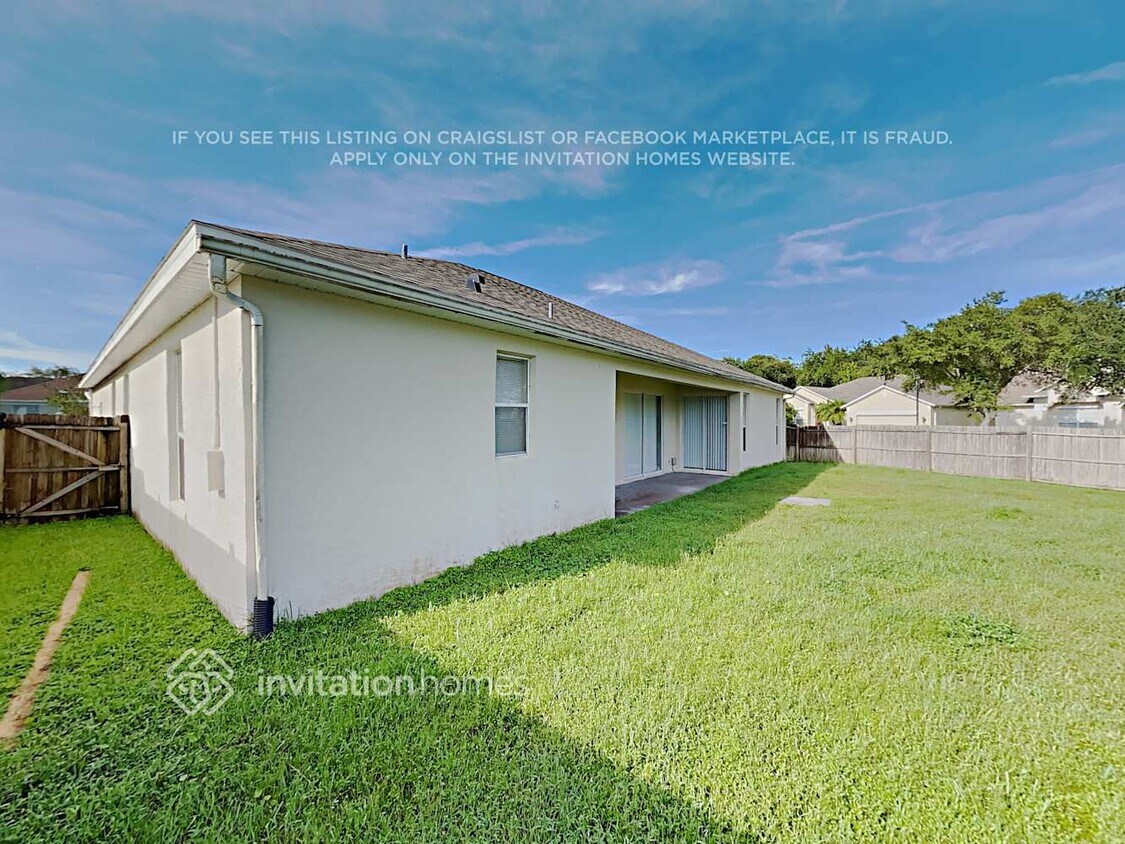 Foto del edificio - 13305 Kitty Fork Rd