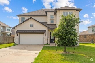 Building Photo - 6520 Verona Pl