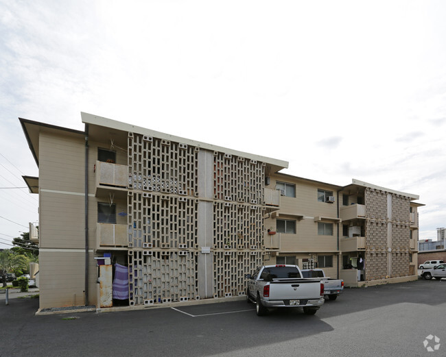 Building Photo - 2625 Varsity Pl