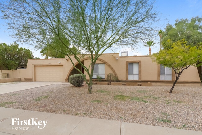 Building Photo - 10634 N 45th Dr