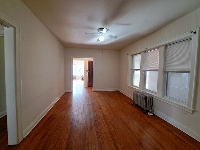 Dining room - 5015 N Springfield Ave