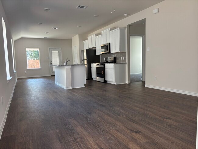 Foto del edificio - 1205 Rusted Rail Dr