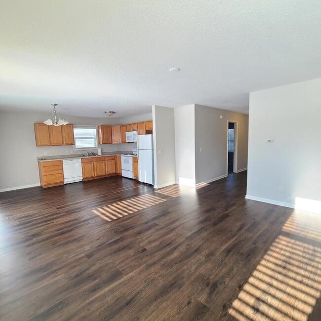 Foto del edificio - 10192 Greenmoor Dr