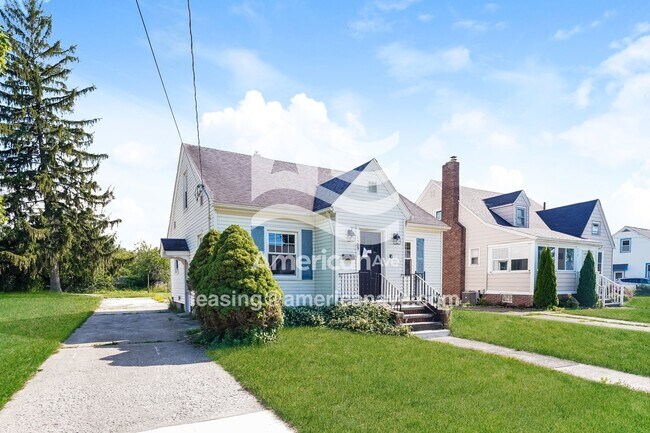Building Photo - 1509 W 20th St