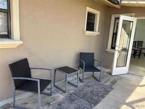 Building Photo - 1331 NW 20th Ave