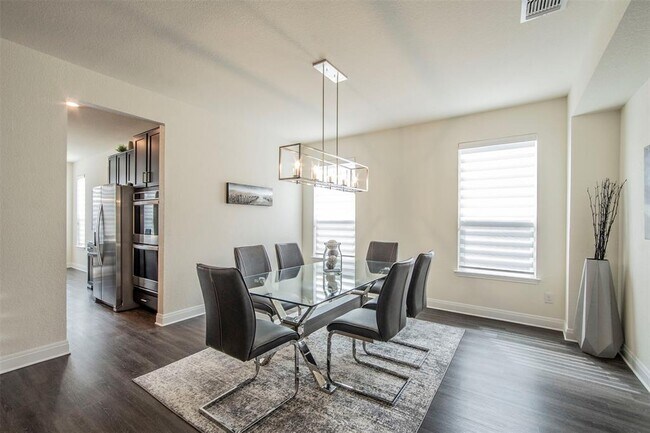 Foto del edificio - 1008 Brenham Ln