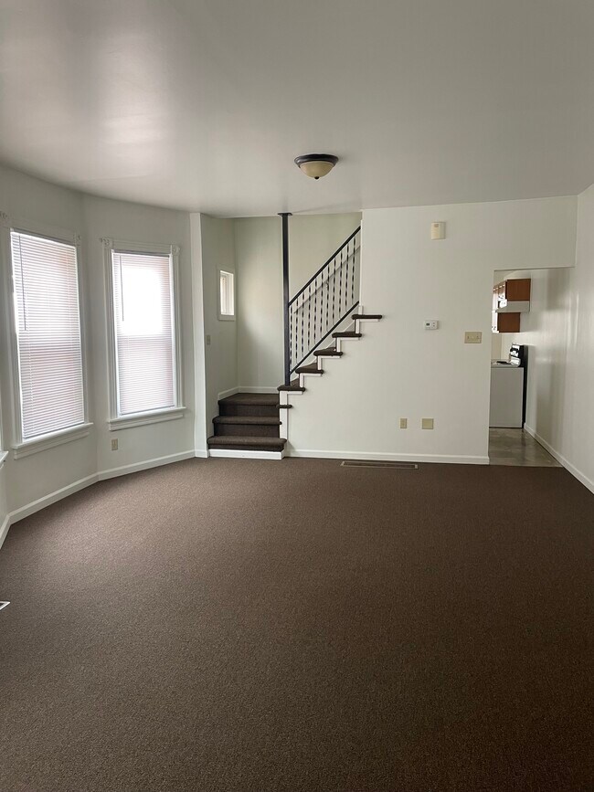 Foto del edificio - 850 Park Ave