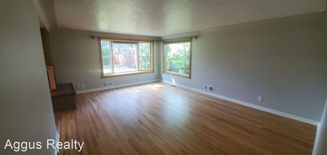 Building Photo - 3 br, 2 bath House - 4595 Saulsbury St.