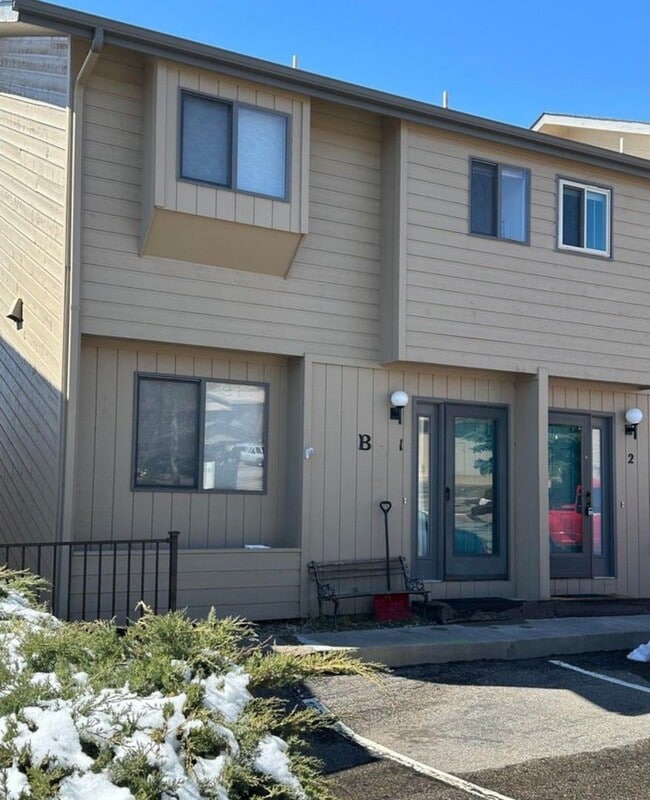 Building Photo - 514 Grand Estates Dr