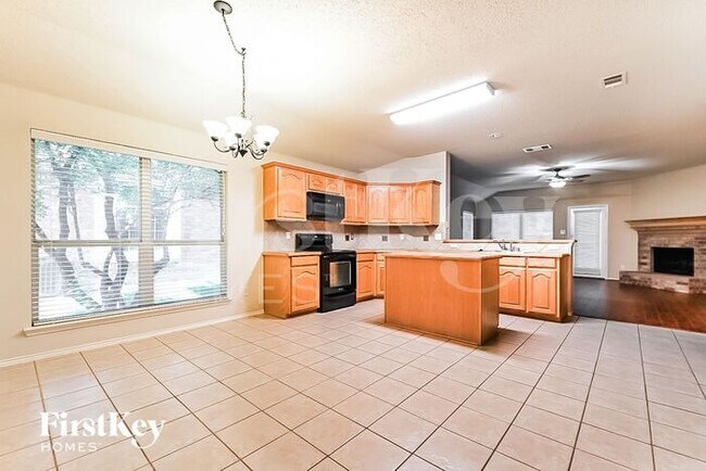 Building Photo - 1409 Vista Ridge Dr