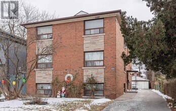 Building Photo - 173-173 Symons St