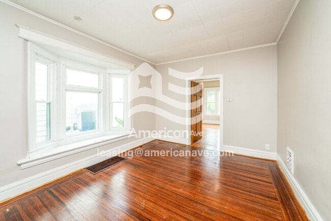 Foto del edificio - 1105#A Portland Avenue, 14621; #1600027 - 1600027