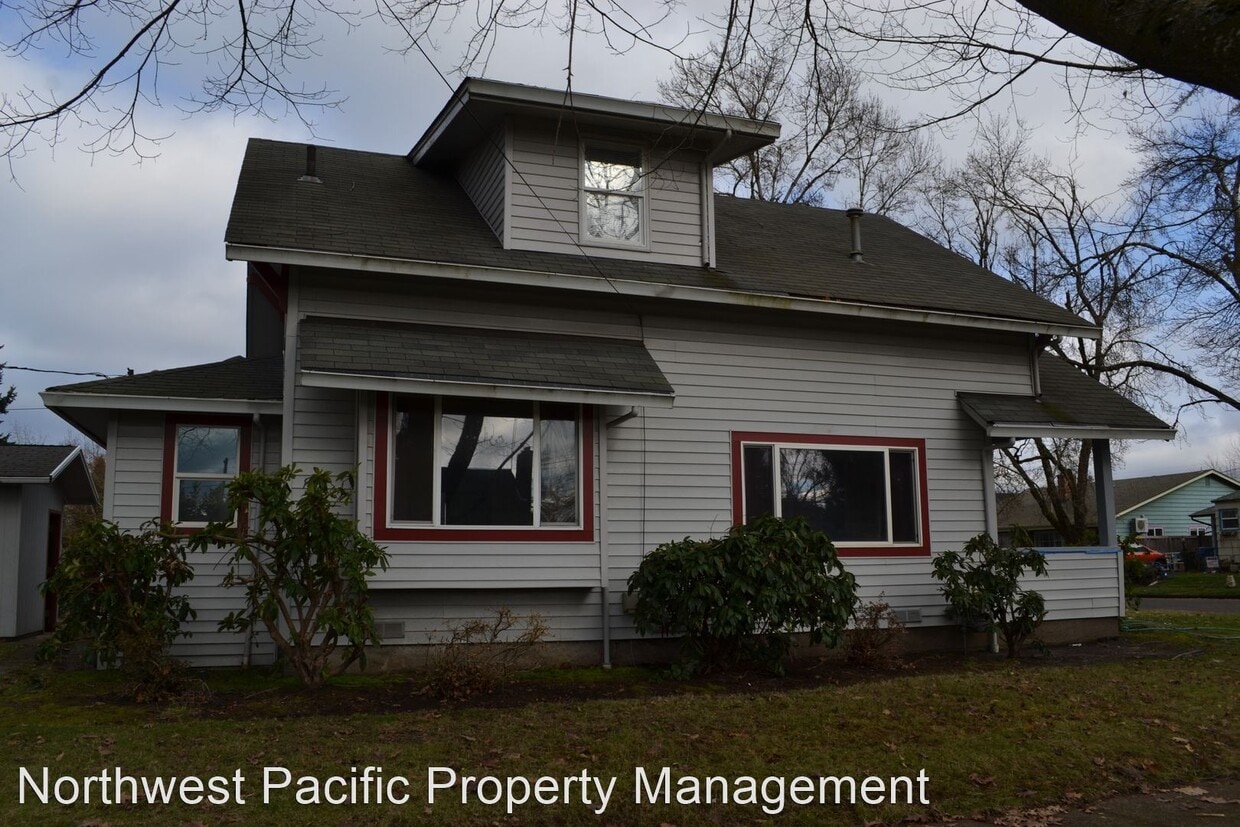 Foto principal - 3 br, 2 bath House - 1409 McCoy Ave NE
