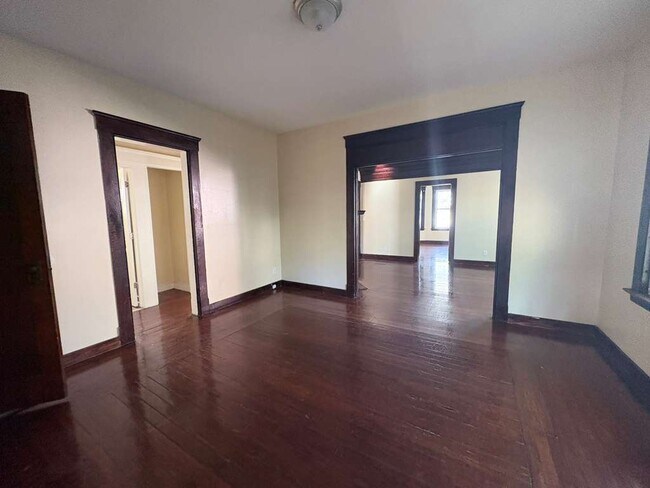 Foto del edificio - 726 Elm St