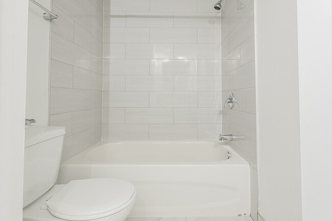 Building Photo - 530-532 Rue Nadeau