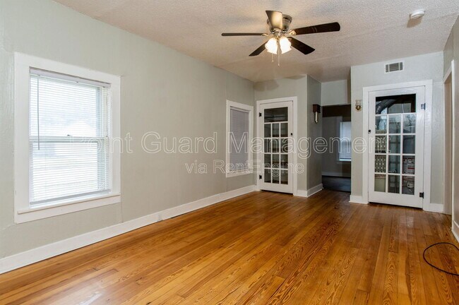 Foto del edificio - 149 S Richmond Ave