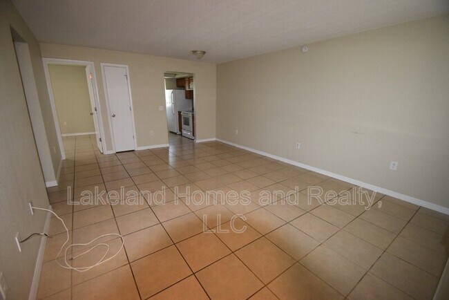 Foto del edificio - 2237 Bordeau Ct