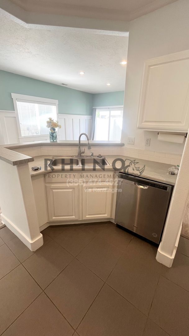 Building Photo - 4917 Stormy Meadow Dr