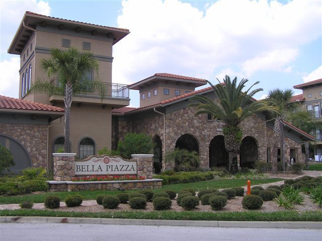 Building Photo - Stunning 3 Bedroom Condo!