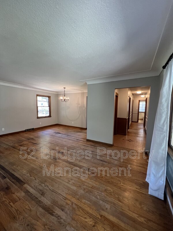 Foto del edificio - 3122 Shawnee Ave