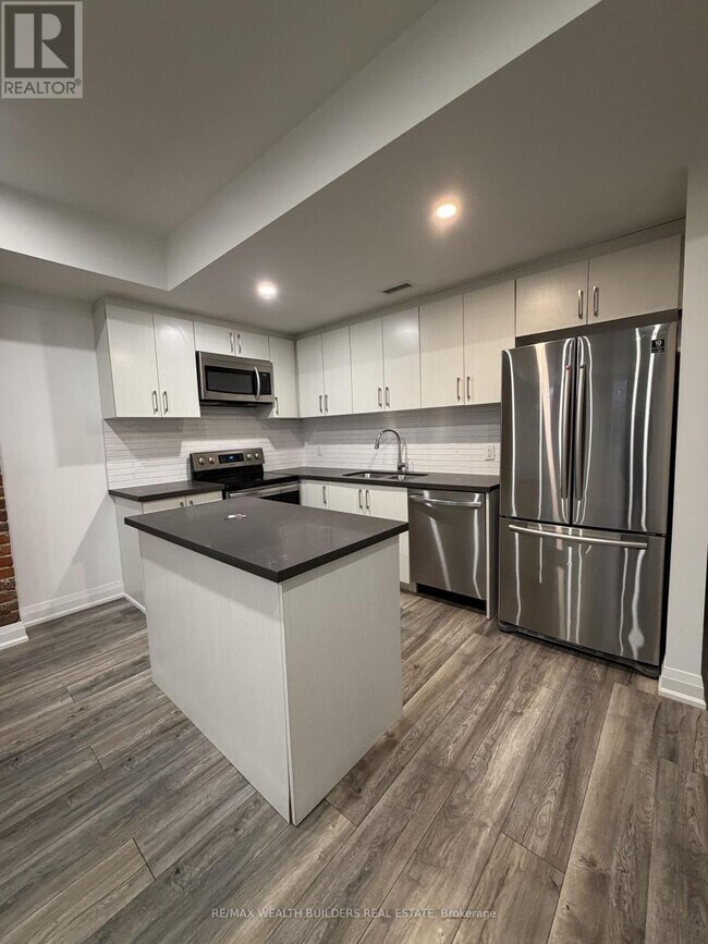 Photo du bâtiment - 1 Jarvis St