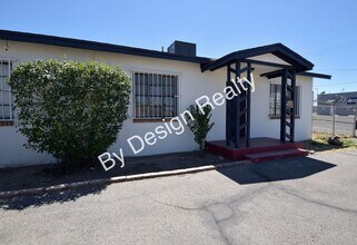 Building Photo - 143 W Flores St