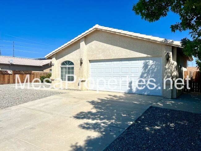 Foto del edificio - 13322 Medicine Bow Ct