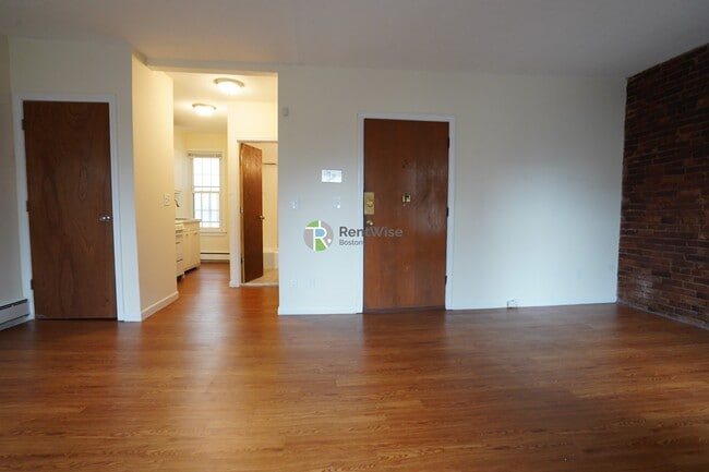 Building Photo - 74 S Huntington Ave