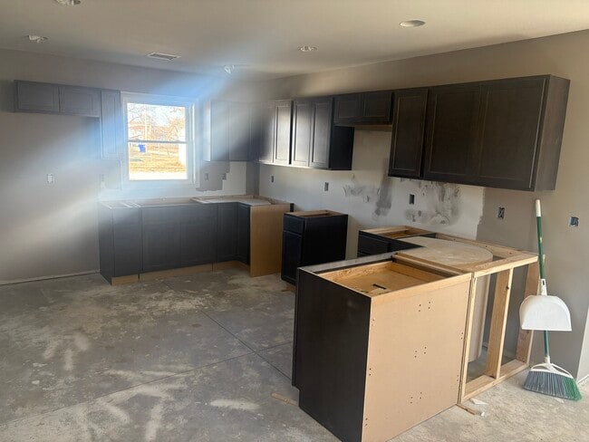 Foto del edificio - 317 E 13th St