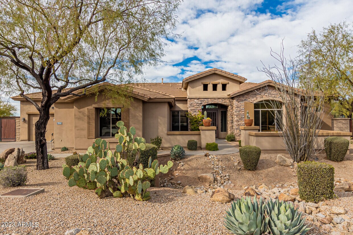 7214 E Alta Sierra Dr, Scottsdale, AZ 85266 House for Rent in