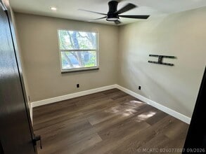 Building Photo - 10366 Buena Ventura Dr