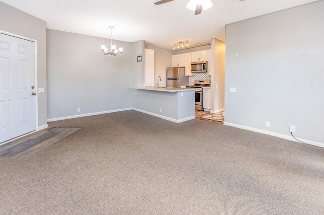 Photo - 91-217-217 Hanapouli Cir Townhome