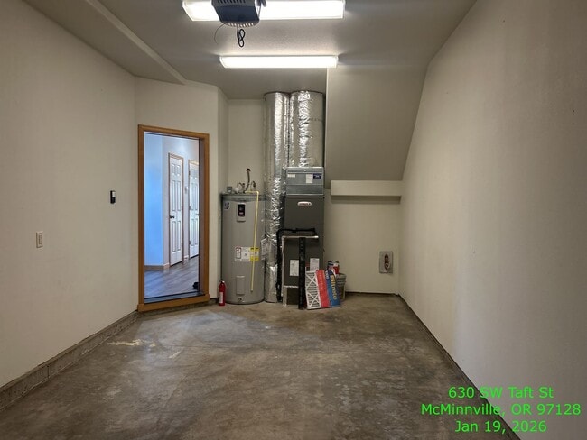 Foto del edificio - 646 SW Taft St