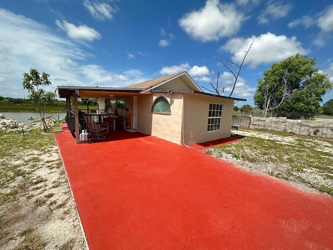 3980 56th Ave NE, Naples, FL 34120 House Rental in Naples, FL