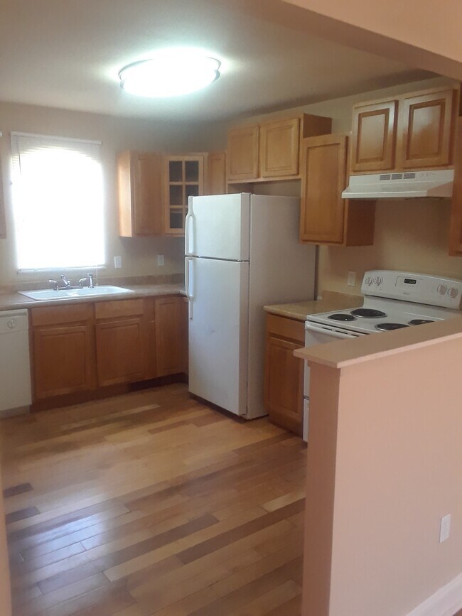 Building Photo - 4322 Dreux Ave