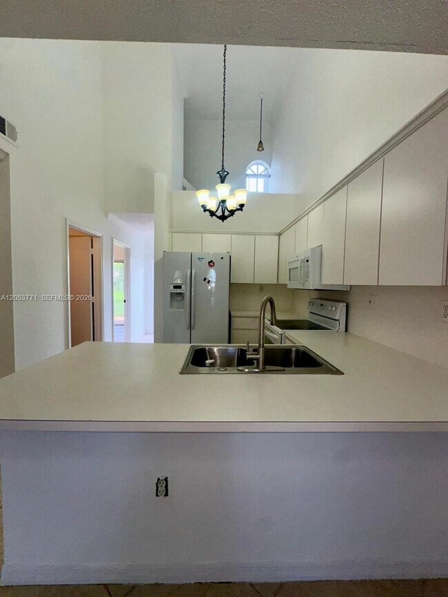 Foto del edificio - 15334 SW 36th Terrace