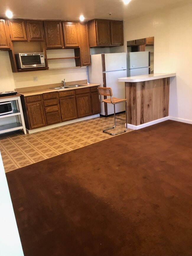 Building Photo - 1833 Magellan Dr