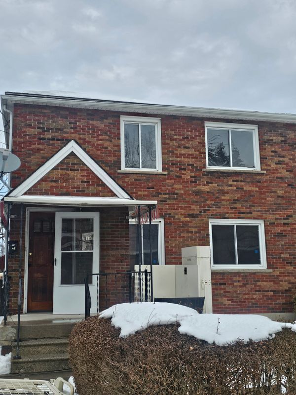 Primary Photo - 1624 Ontario Ave