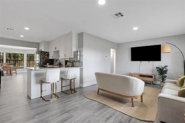 Foto del edificio - 3857 Woodrow Ridge St