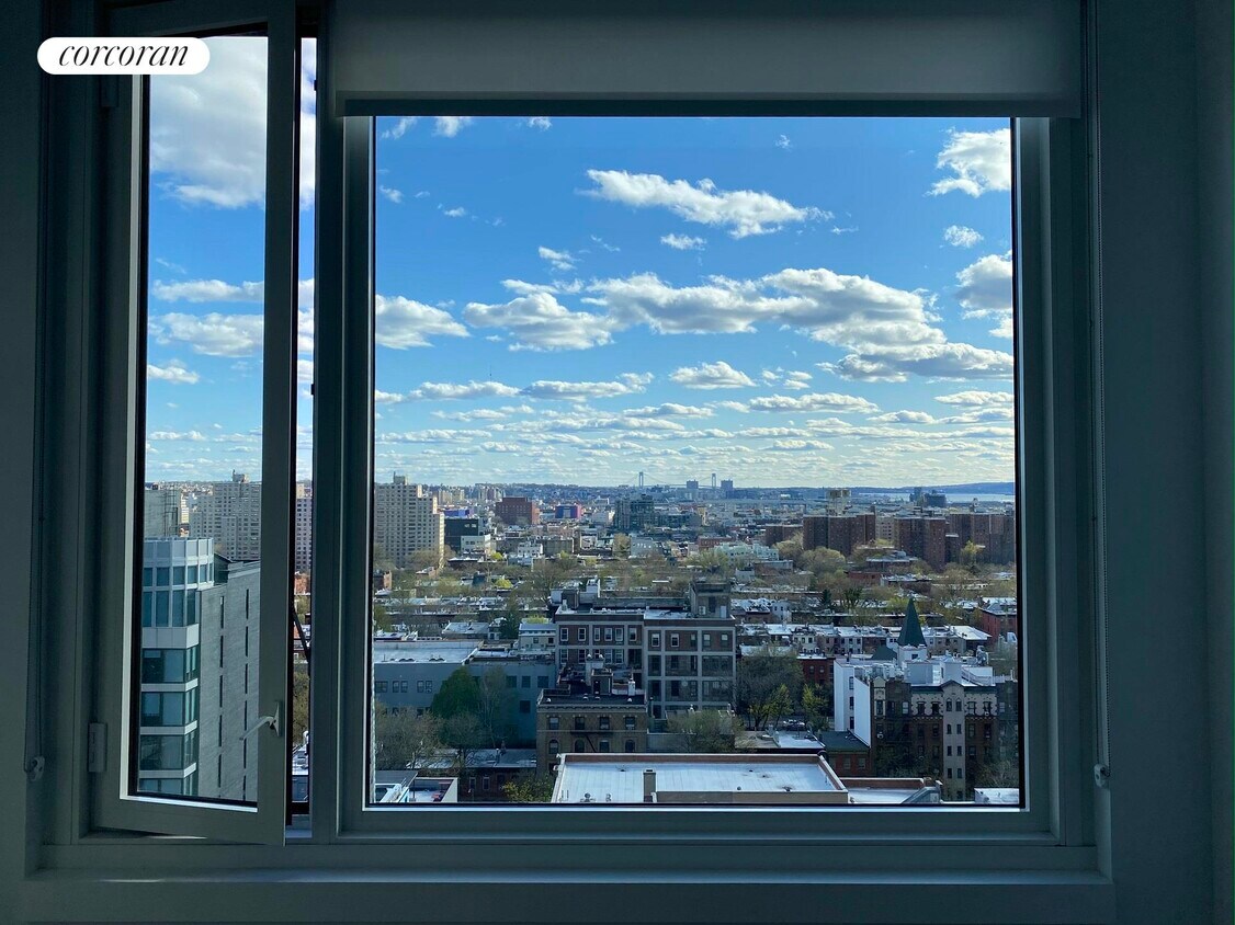 Foto principal - 310 Livingston St