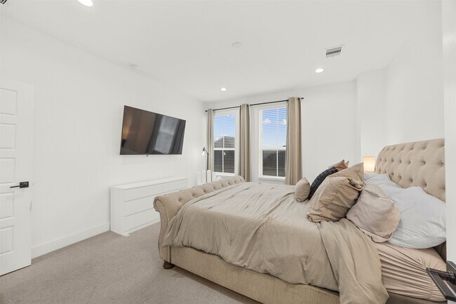 Foto del edificio - 2056 Johanna Dr