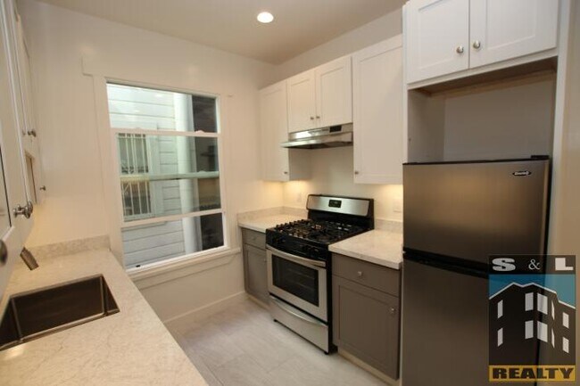 Foto del edificio - 1 bedroom in San Francisco CA 94117