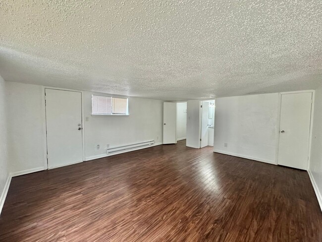 Building Photo - 442 Babb Dr
