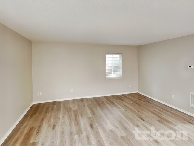 Foto del edificio - 1811 NE 89th Cir