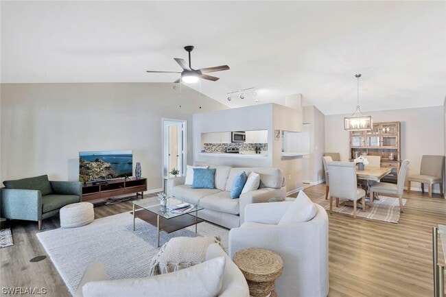 Foto del edificio - 4181 Lake Forest Dr
