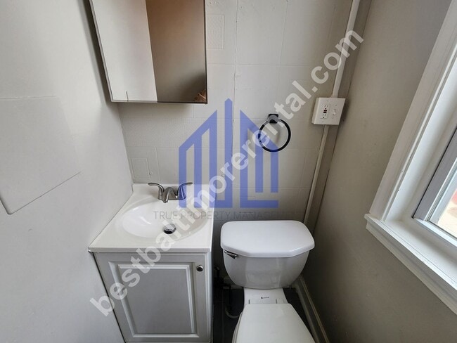 Building Photo - 2535 Greenmount Ave